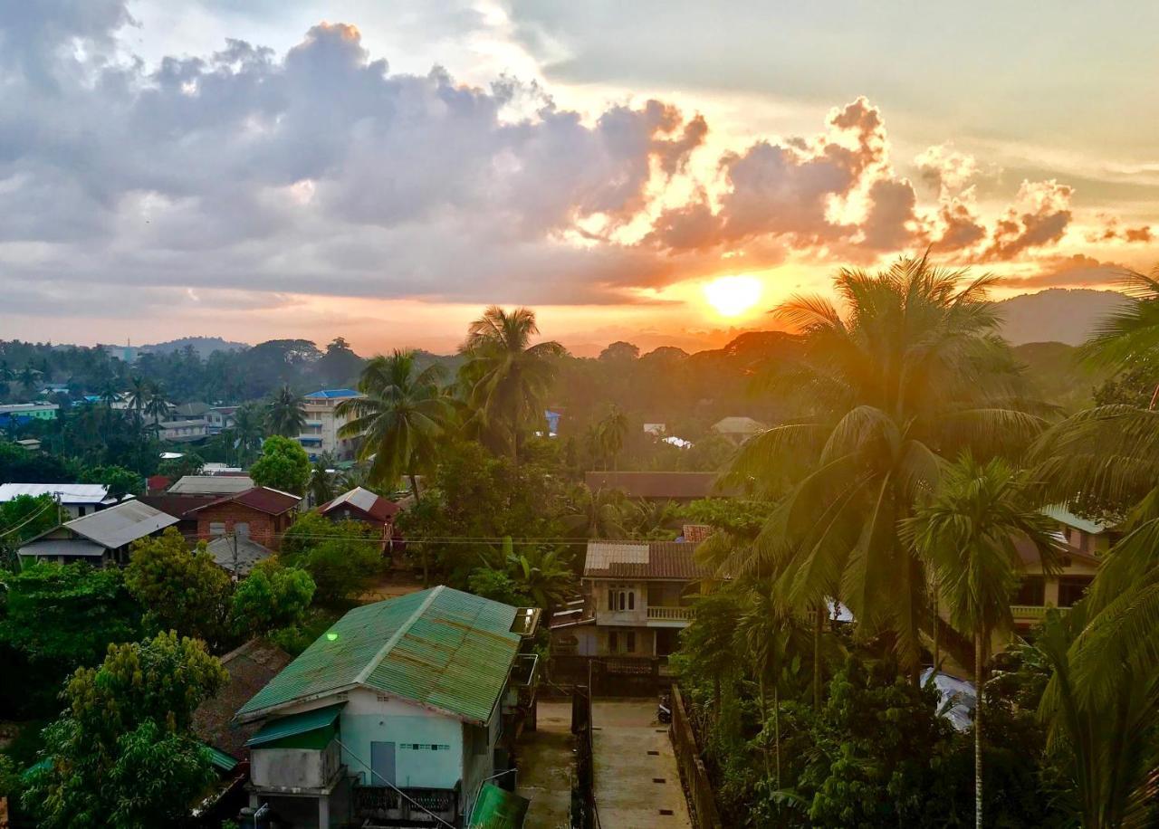 Regent Hotel Myeik Exterior foto